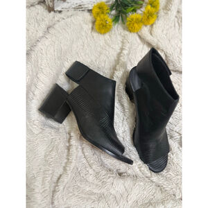 Women's Vince Black Leather Peep Toe Ankle Boots Size 9